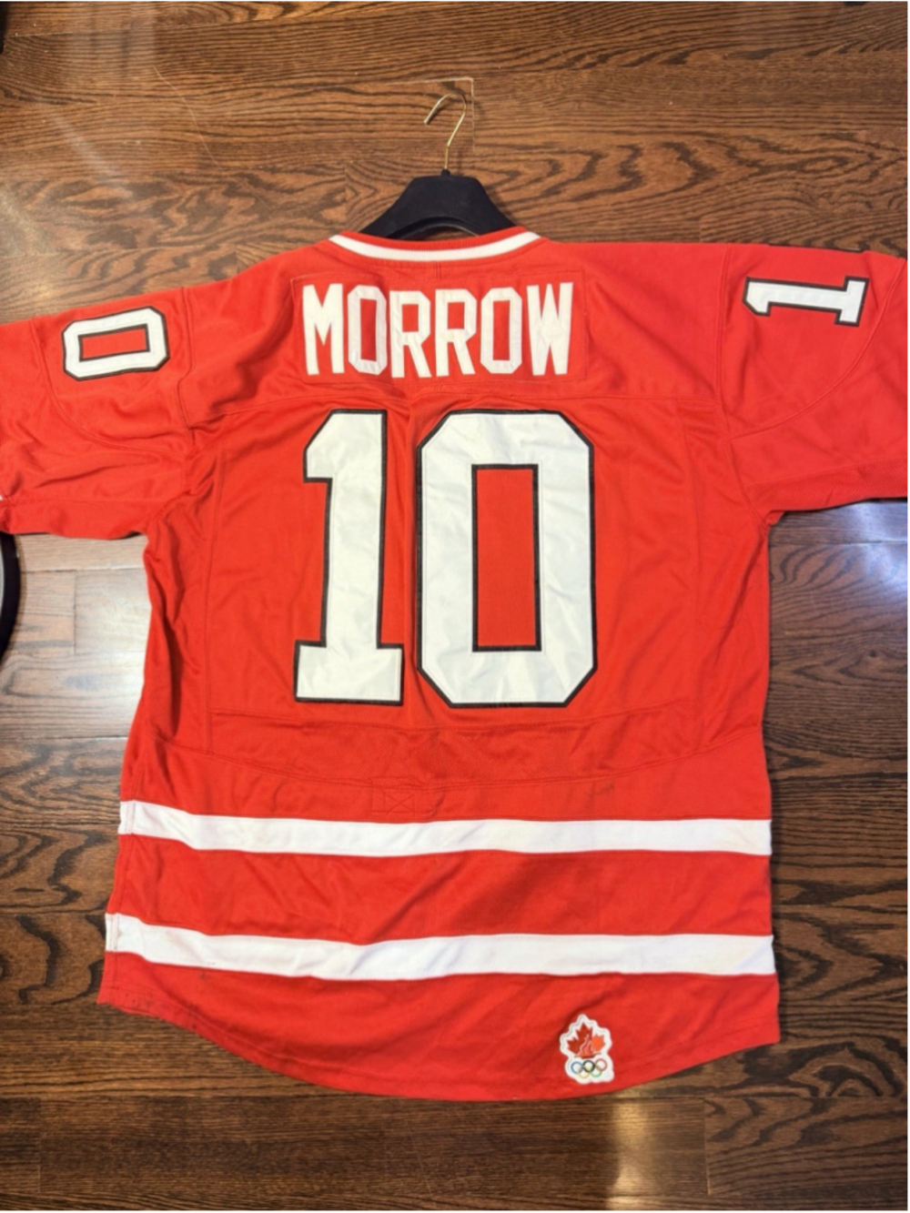 2010 CANADA Red #10 Brenden Morrow OLYMPIC HOCKEY TEAM MORROW JERSEY SZ M - Picture 2 of 12